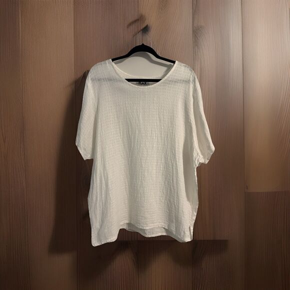 Flax Women's Linen White Short Sleeve Shirt Lagenlook Top Size L Embossed Print - Picture 1 of 10